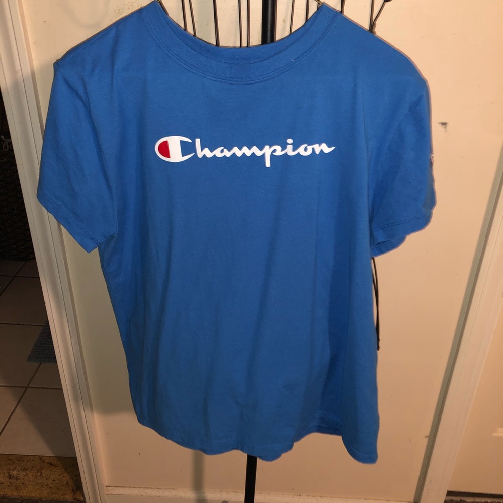 Champion T-shirt